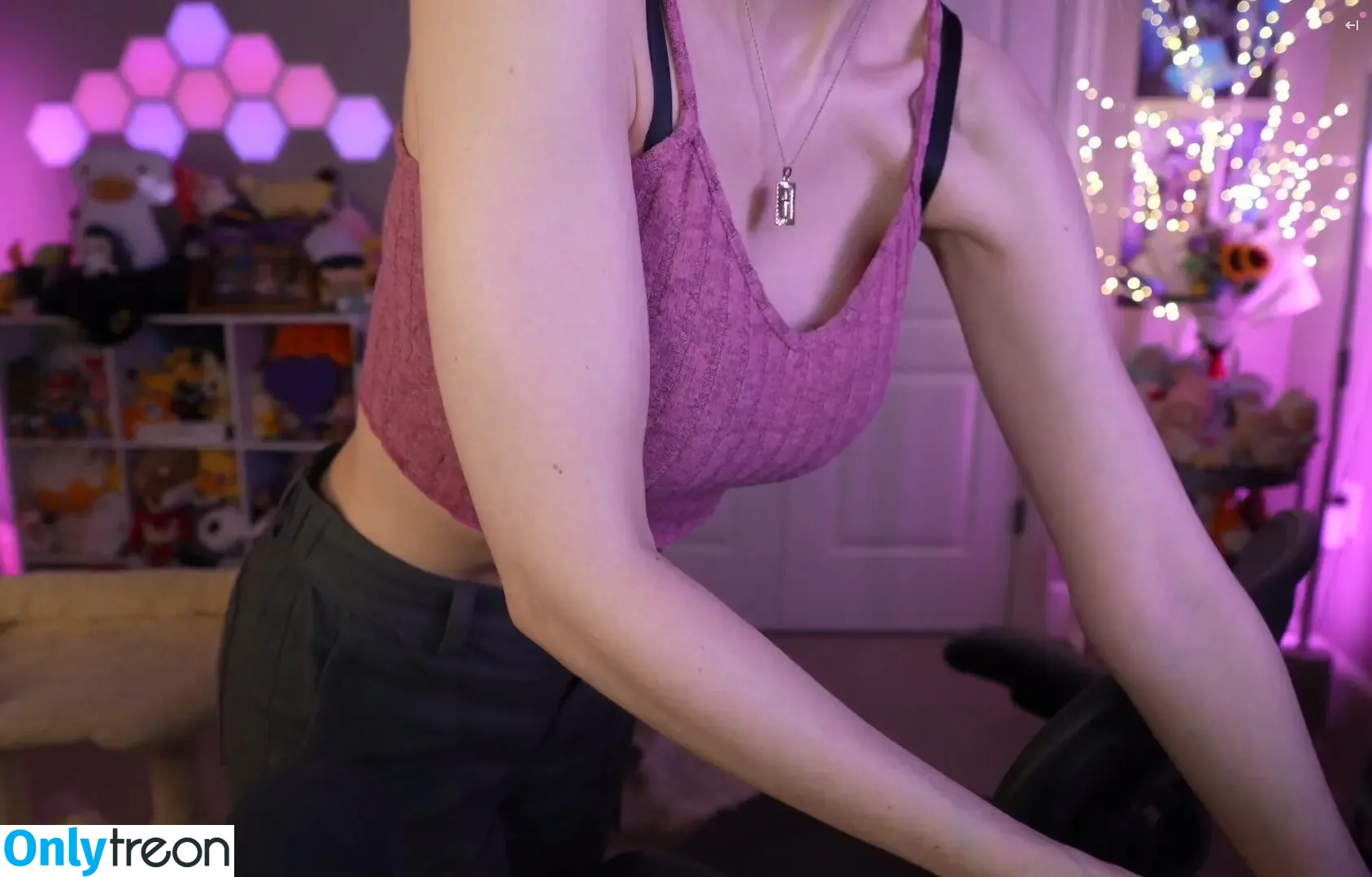Dizzykitten nude photo #2492 (dizzykitten7 / dizzykittenpaws / thedizzykitten)
