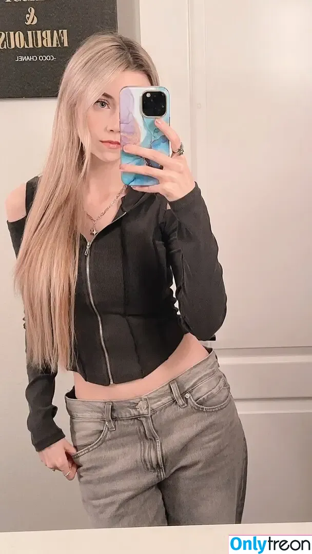 Dizzykitten nude photo #2599 (dizzykitten7 / dizzykittenpaws / thedizzykitten)