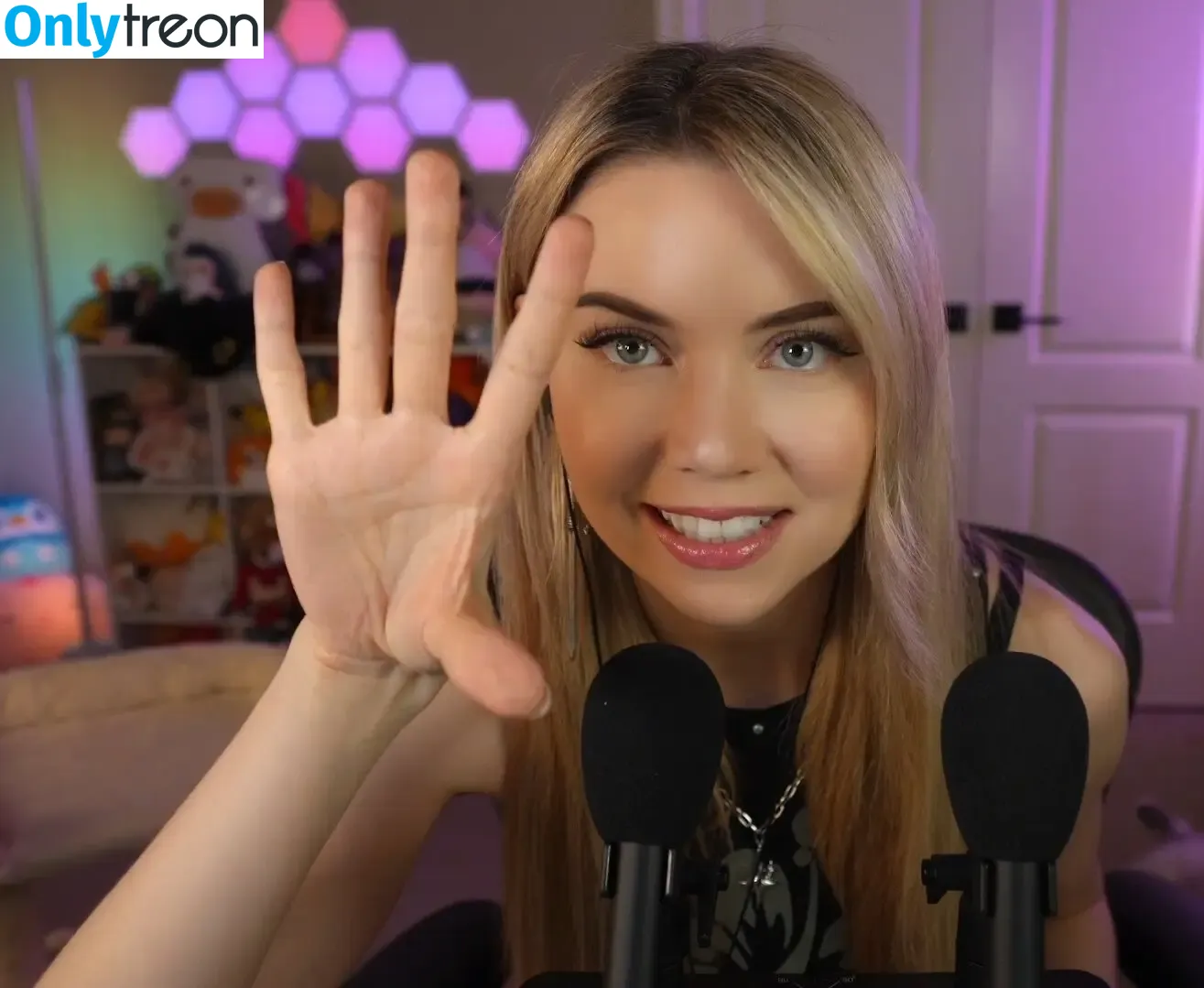 Dizzykitten nude photo #2606 (dizzykitten7 / dizzykittenpaws / thedizzykitten)