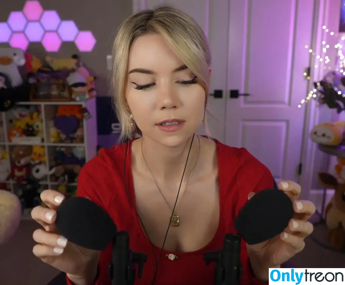 Dizzykitten nude photo #2640 (dizzykitten7 / dizzykittenpaws / thedizzykitten)