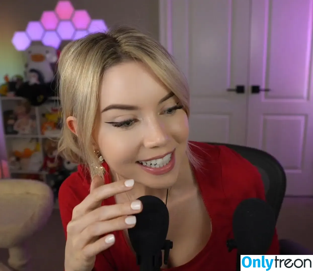 Dizzykitten nude photo #2653 (dizzykitten7 / dizzykittenpaws / thedizzykitten)