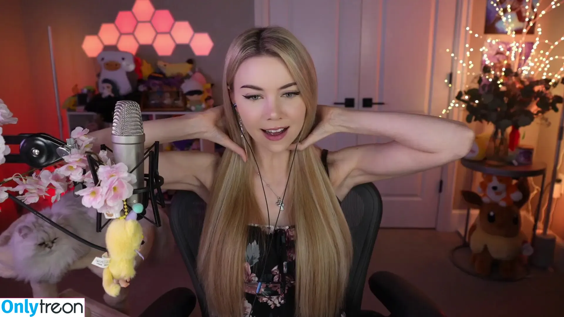 Dizzykitten nude photo #2689 (dizzykitten7 / dizzykittenpaws / thedizzykitten)