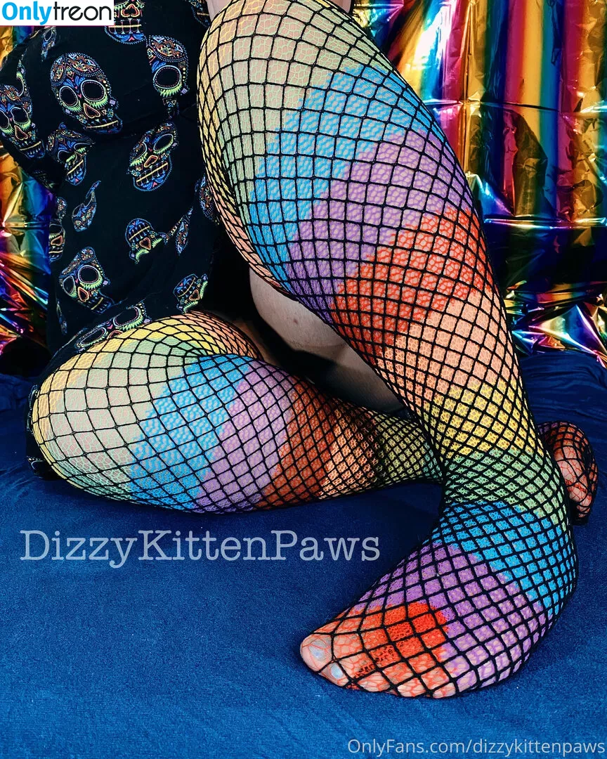 dizzykittenpaws голая photo #0050 (dizzykittenpaws)