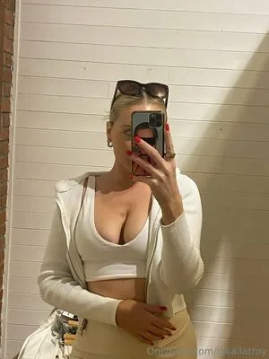 Djkailatroy nude photo #0380