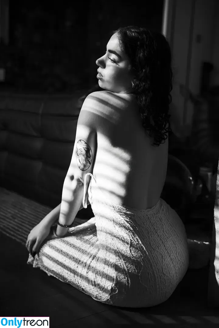 dlc.mara nude photo #0051 (dlcmara / popgloss)