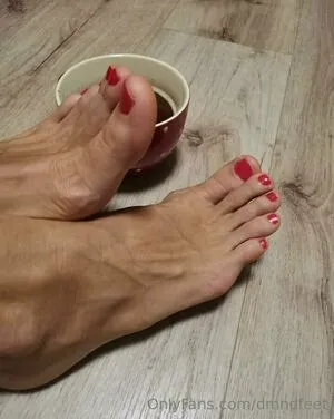 dmndfeet / dmonte_fashion nude photo #0064