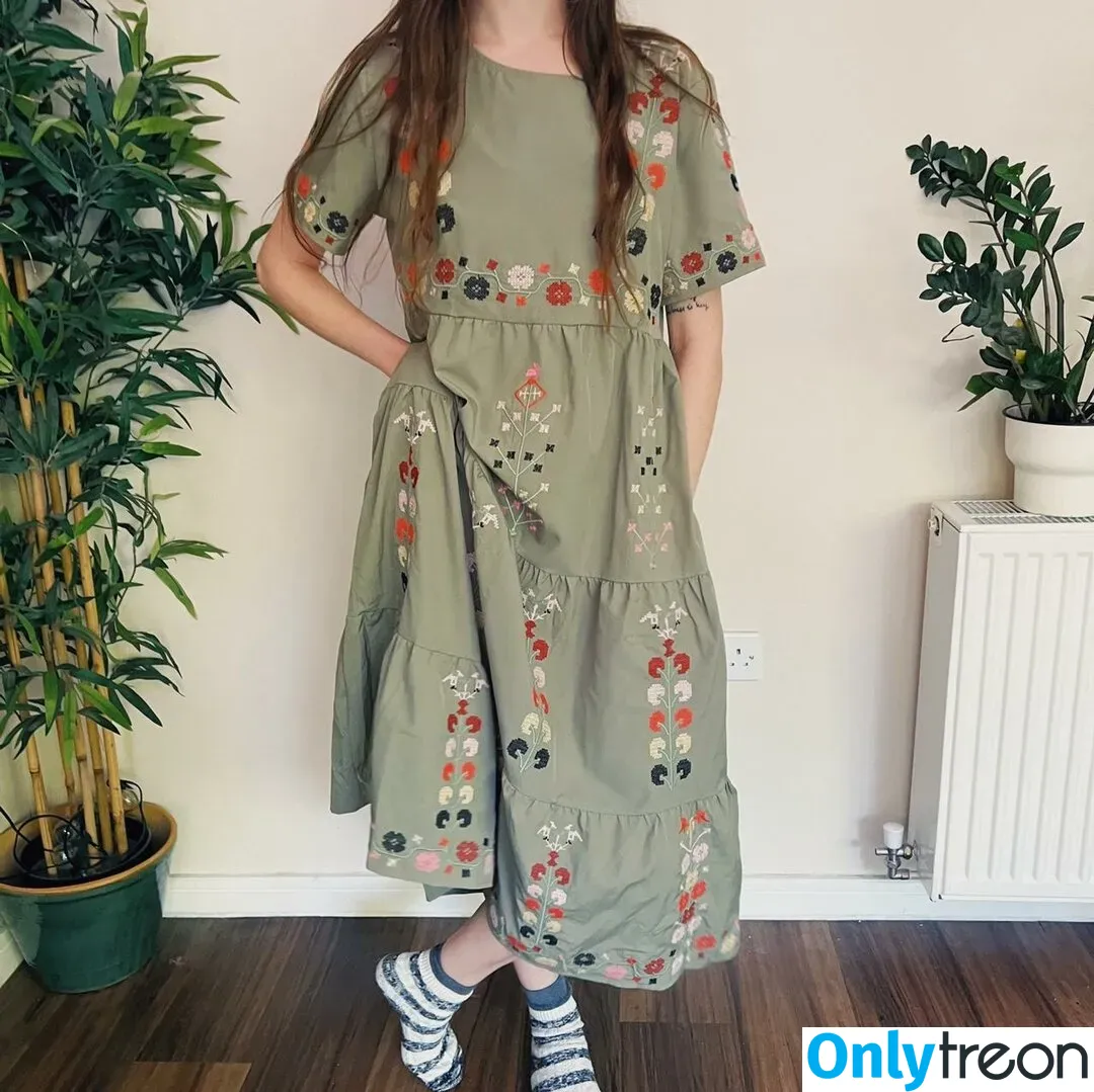 Doddleoddle голая photo #0114 (Dodie Clark)