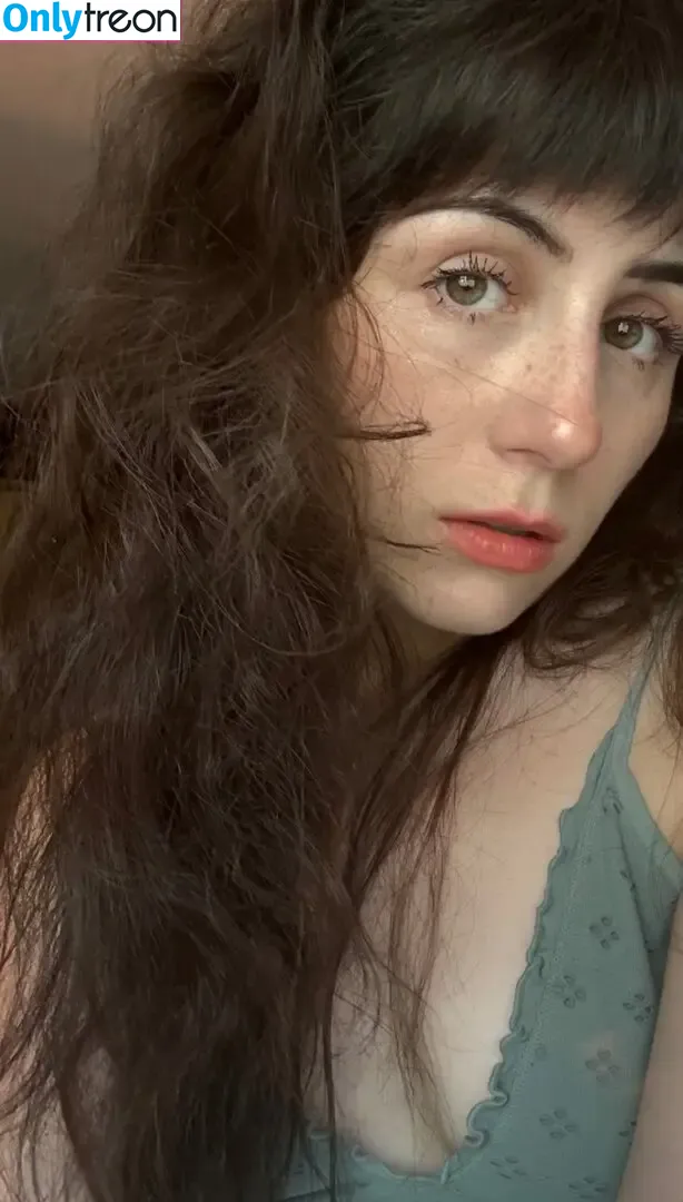 Doddleoddle nude photo #0346 (Dodie Clark)
