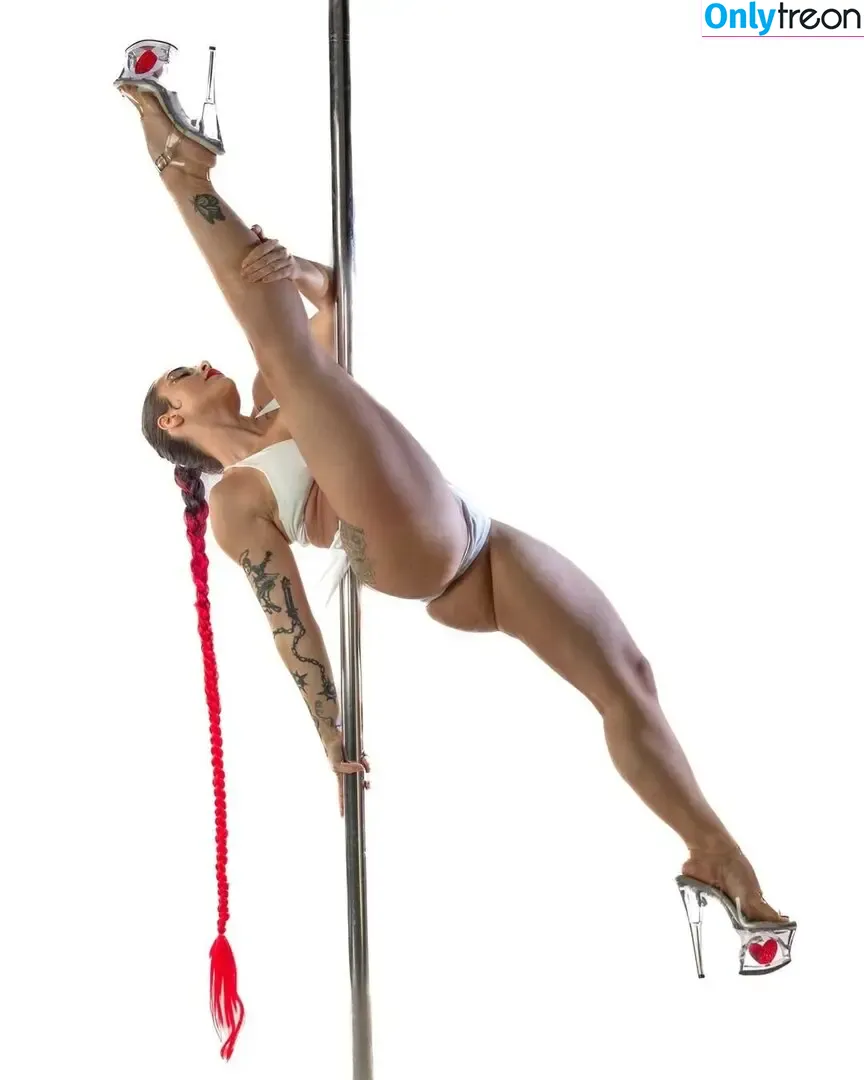 Doga Lamper nude photo #0039 (doa.lr / melinoe)