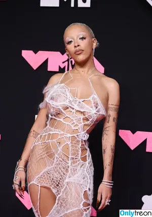 Doja Cat / DojaCat nude photo #1926