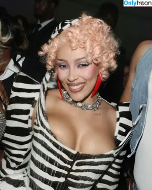Doja Cat / DojaCat nude photo #1992