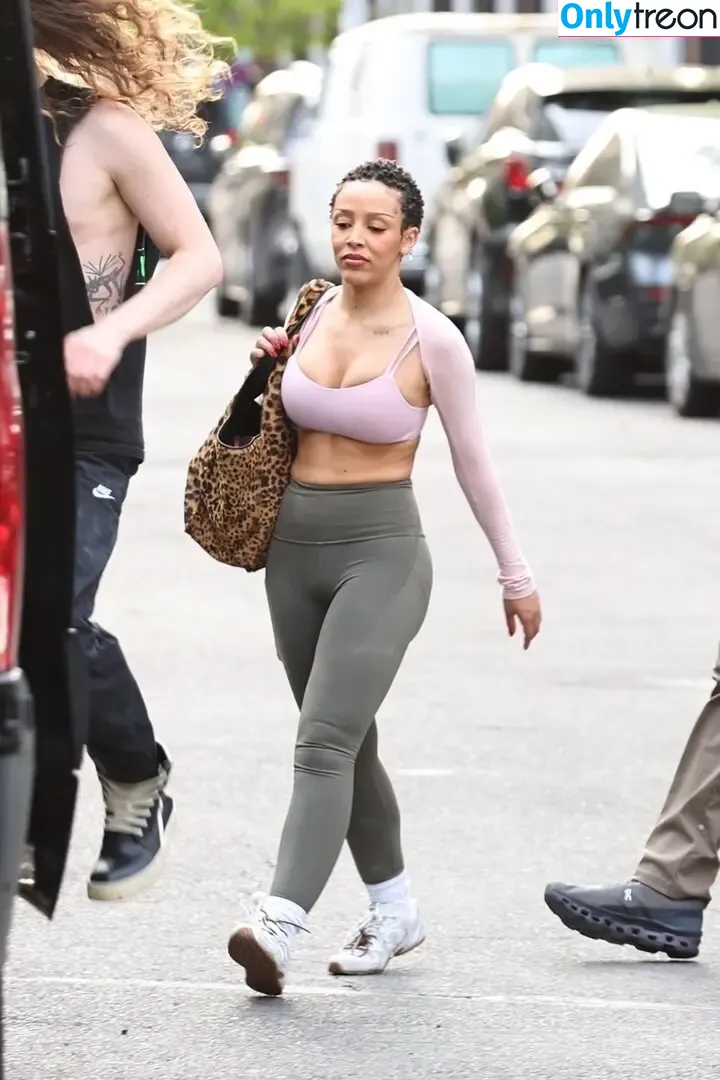 Doja Cat голая photo #1606 (DojaCat)