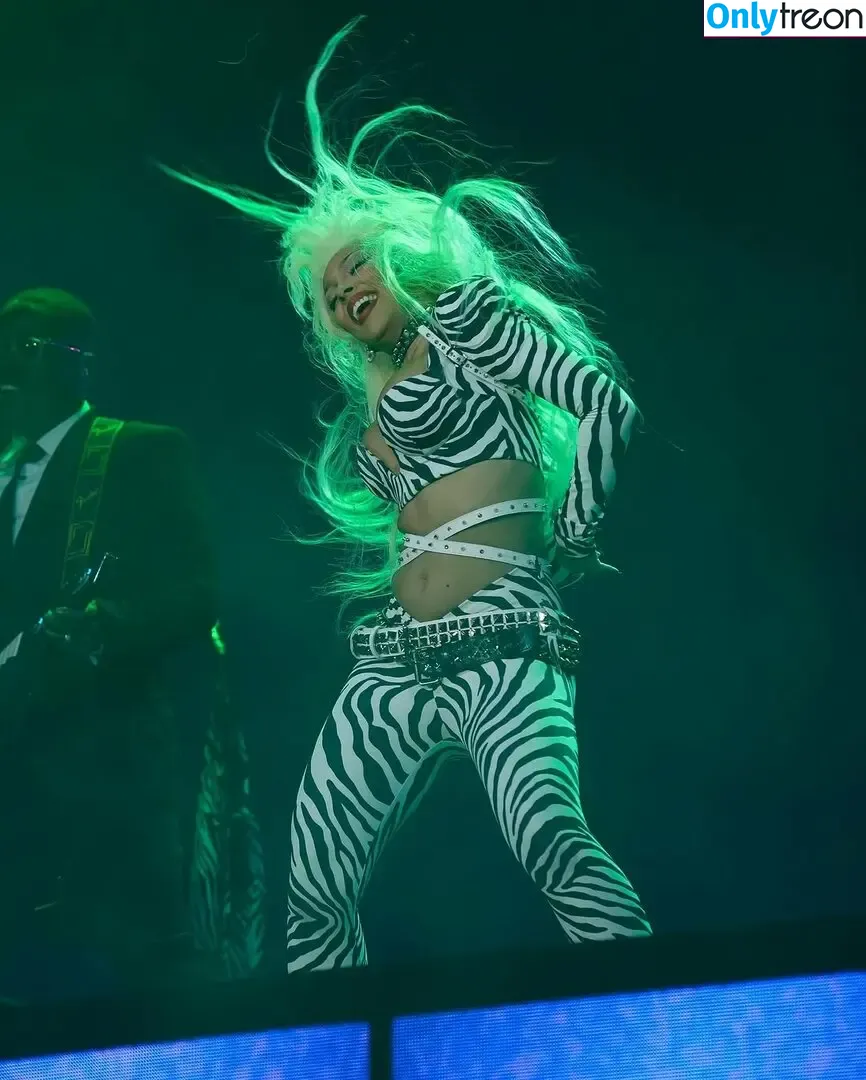 Doja Cat голая photo #1885 (DojaCat)