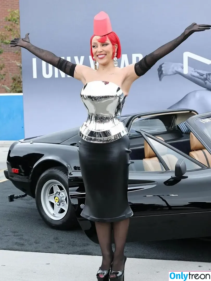 Doja Cat голая photo #1968 (DojaCat)
