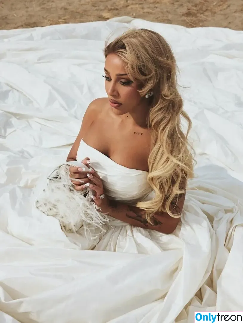 Doja Cat голая photo #2002 (DojaCat)