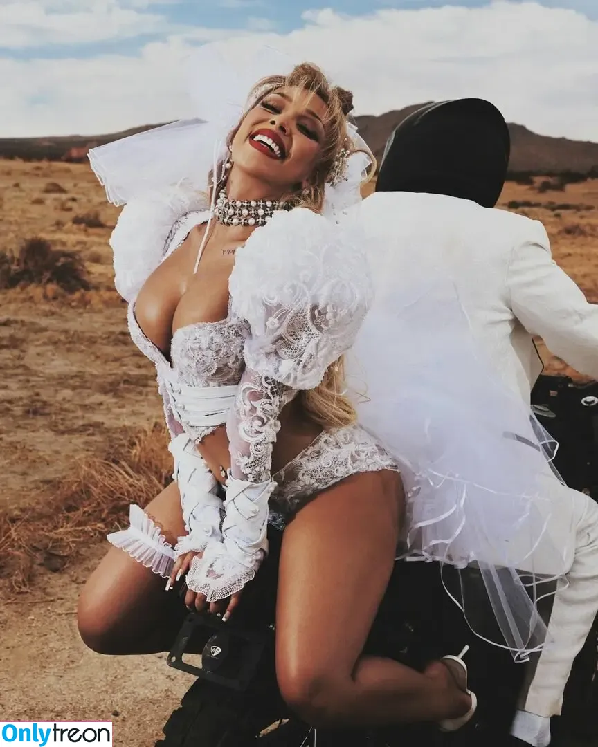 Doja Cat nude photo #2018 (DojaCat)