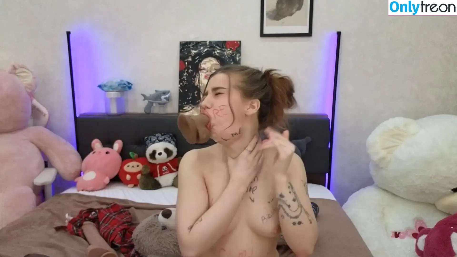 dolly_Jenie nude photo #0157 (cloudie_x3 / dazzlingdollyjenie / dolly_ll / dolly_nn / dolly_xo / jenie_fire)