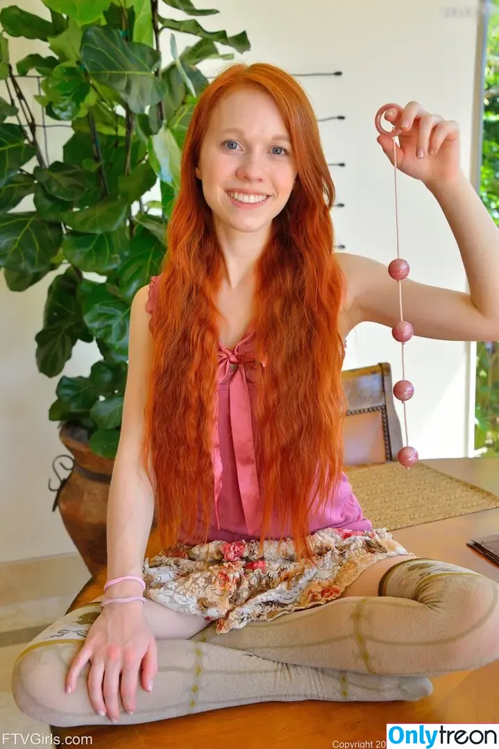 Dolly Little голая photo #0203 (d0lly.little / littledollynekoxxx)