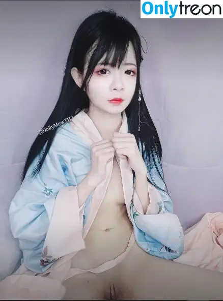 DollyMew nude photo #0312 (dollymewth / dollymewth2)