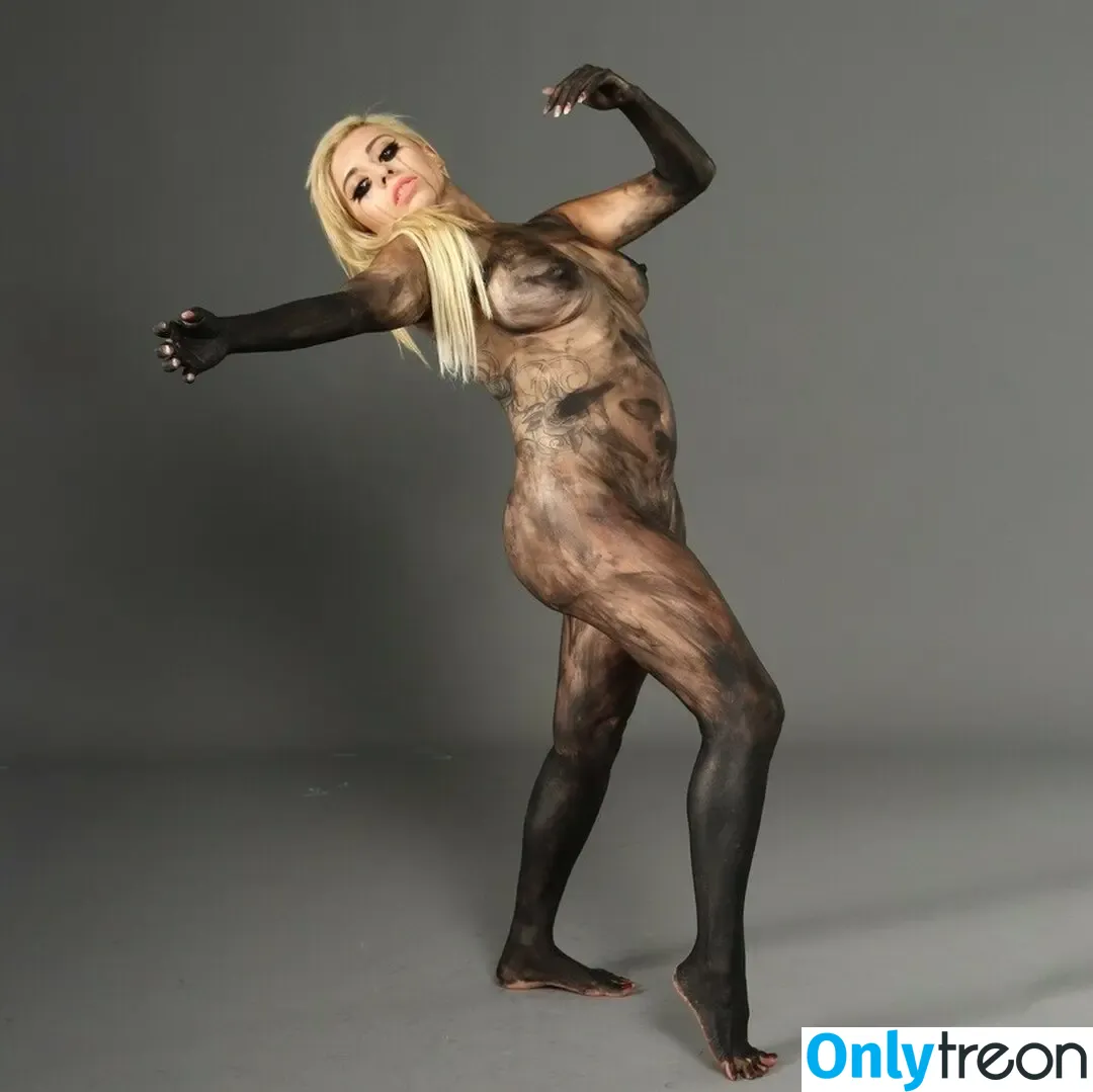 Dollywoodmac nude photo #0004 (moneymagnetmarket)