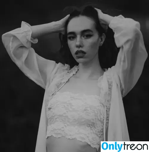 dombeauclair nude photo #0002 (dom_beauclair)