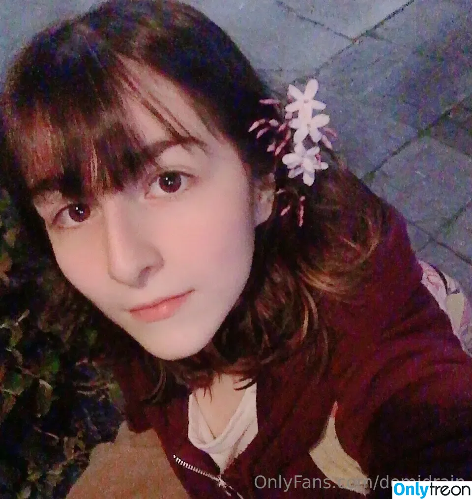 domidrain nude photo #0011 (domidrain)