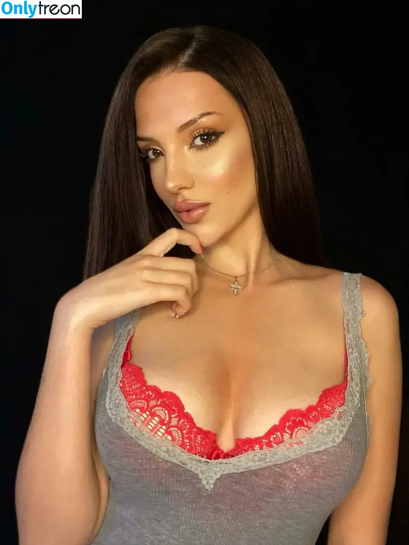 donnafetro голая photo #0520 (jilydass)