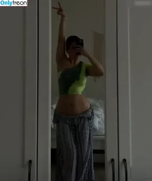DoriASMR nude photo #0018