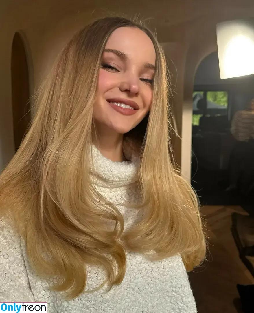 Dove Cameron голая photo #0172 (dovecameron)