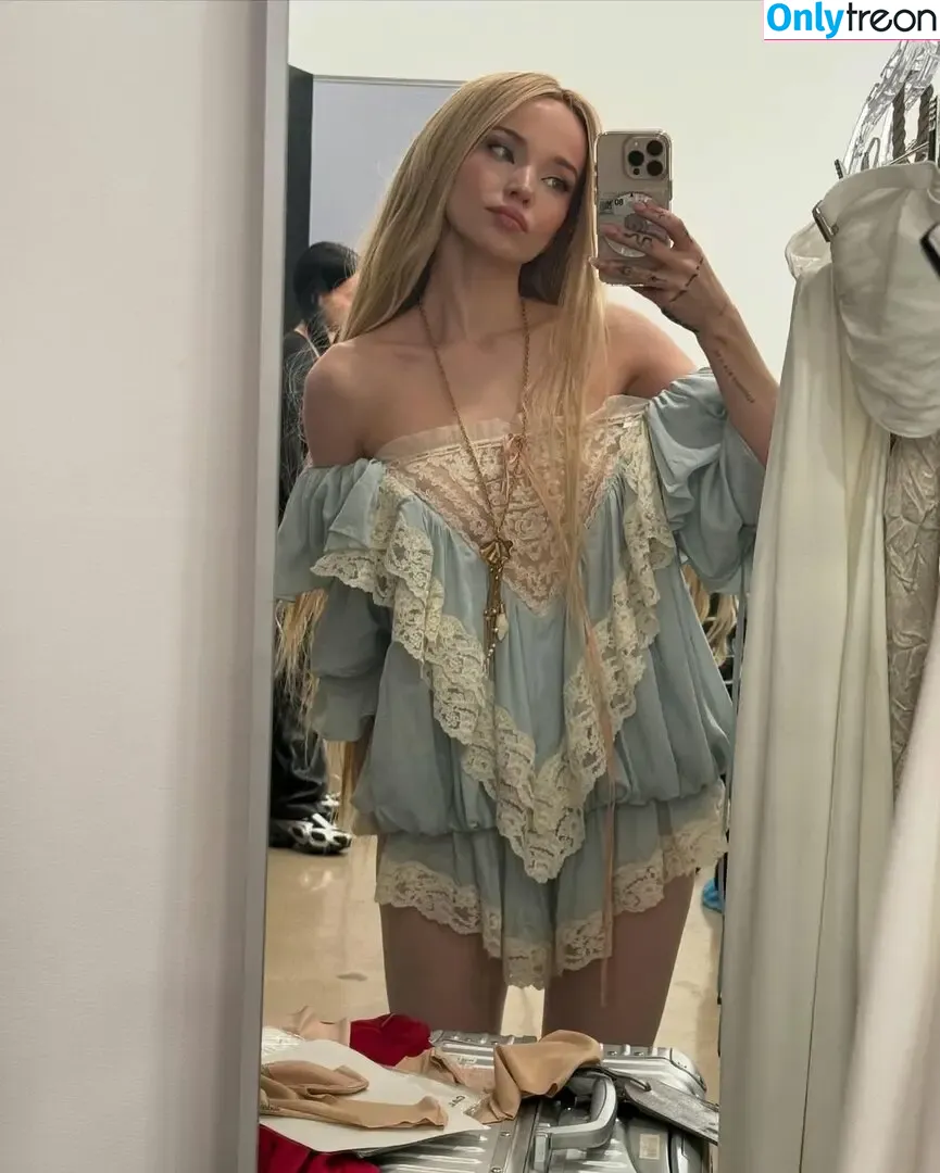 Dove Cameron nude photo #0266 (darkwingdove / dovecameron)