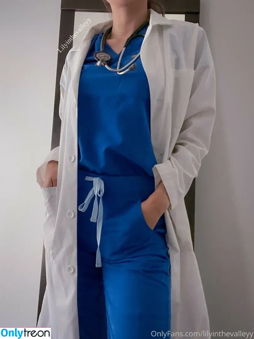 Dr. Lily Valley nude photo #0013 (lilyinthevalleyy / lilyinthevalleyy1)