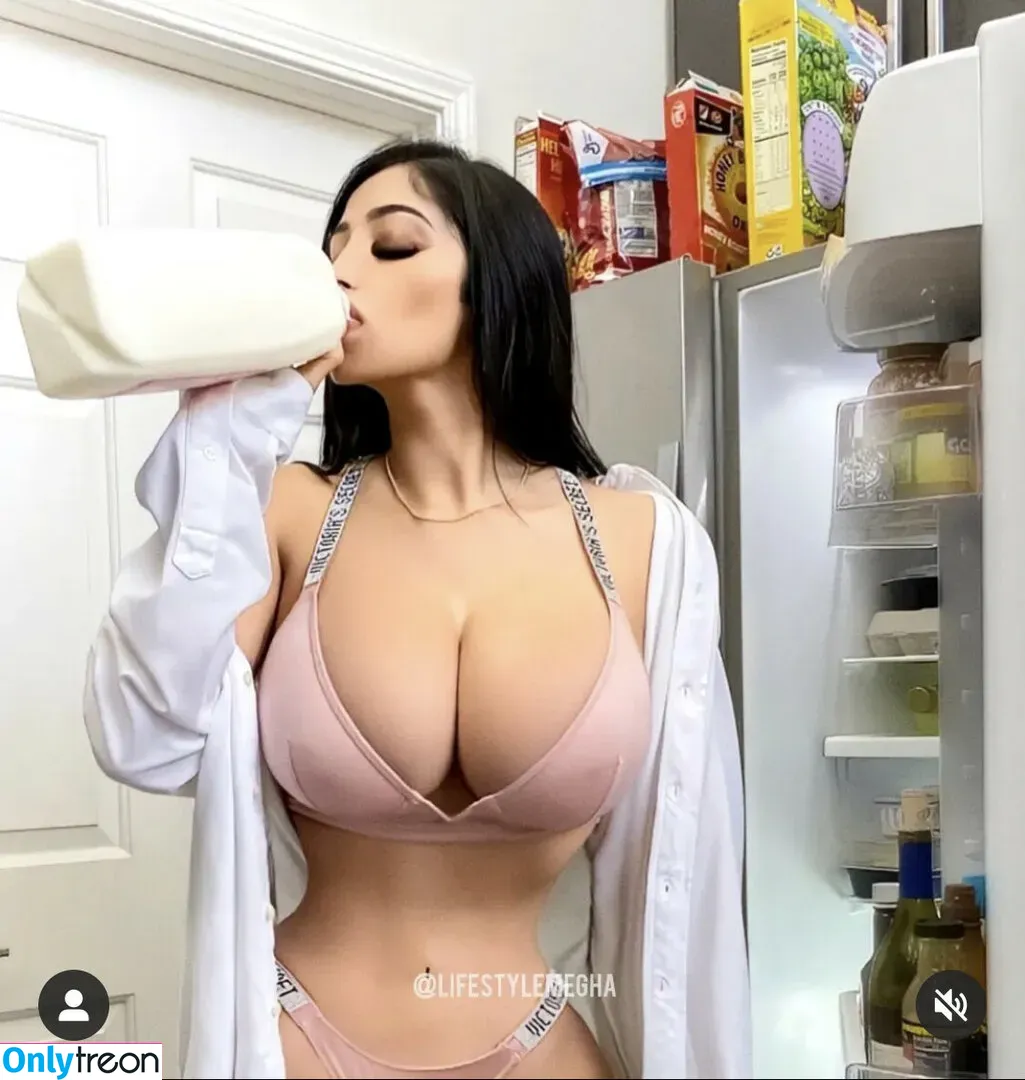 Dr. Megha Mukherjee nude photo #0005 (lifestylemegha)
