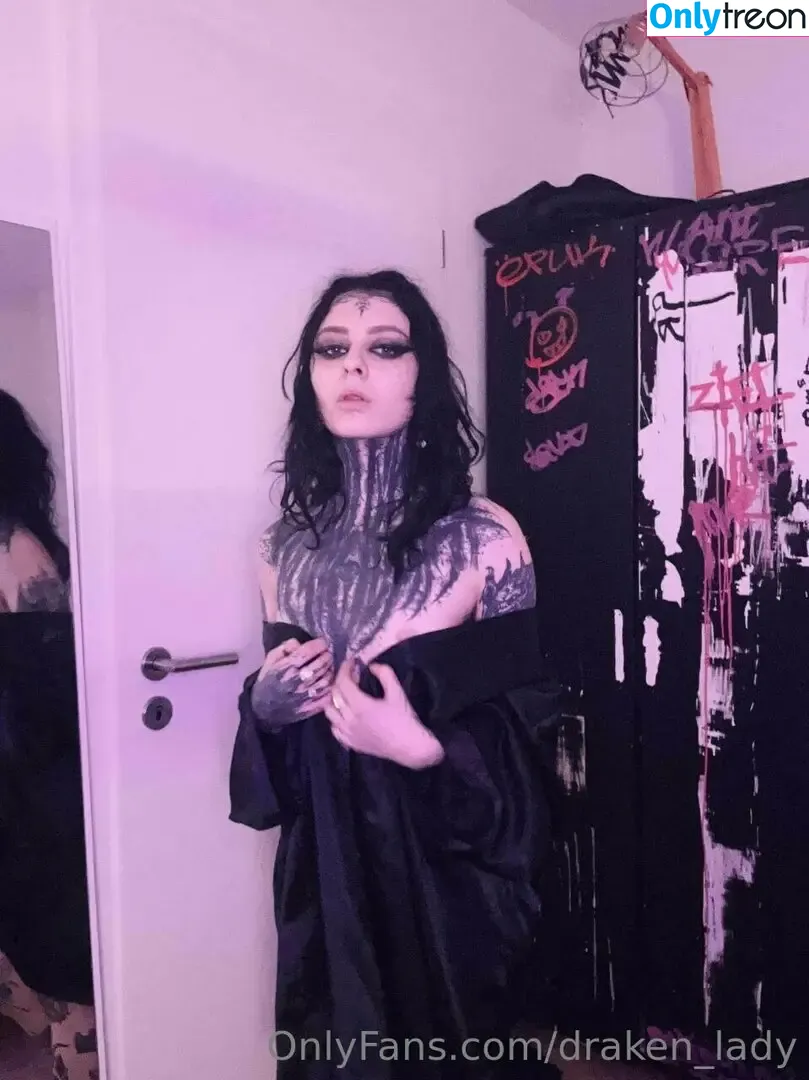 draken_lady nude photo #0519 (Lust Dragon / iamthedragonlady / yo-landi_black)