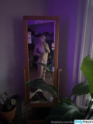  nude photo #0007