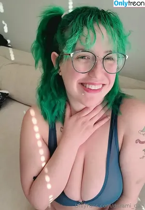  nude photo #0001