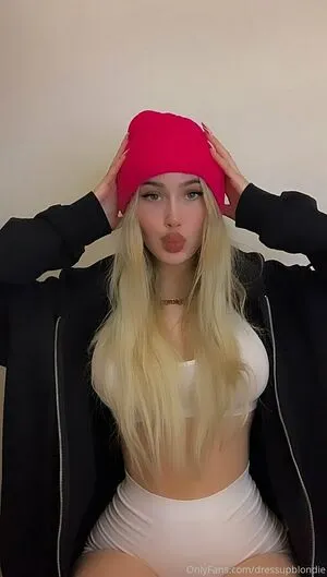 Dressupblondie / happy2bthick фото голая #0098