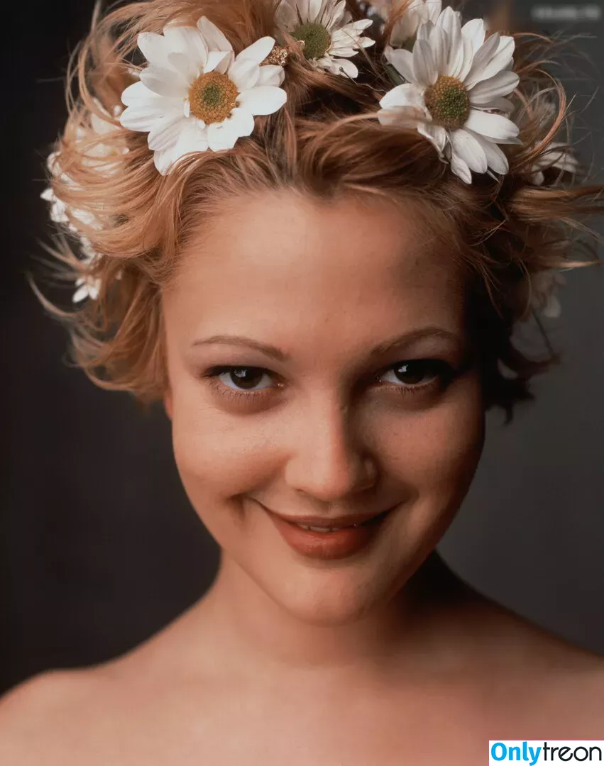 Drew Barrymore голая photo #0153 (DrewBarrymore)