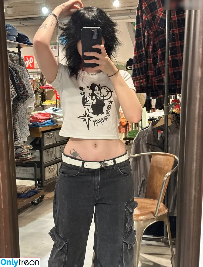 Drowsylio nude photo #0021 (Drowsylio)