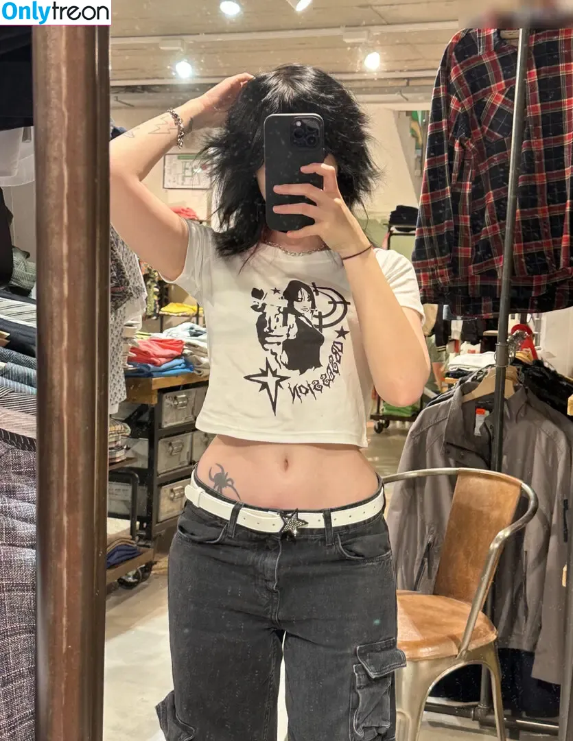 Drowsylio nude photo #0022 (Drowsylio)
