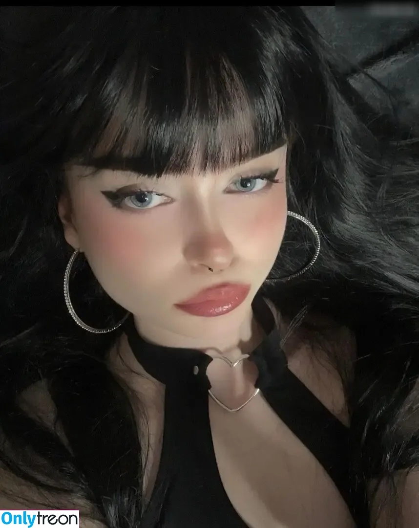 Drowsylio nude photo #0060 (Drowsylio)