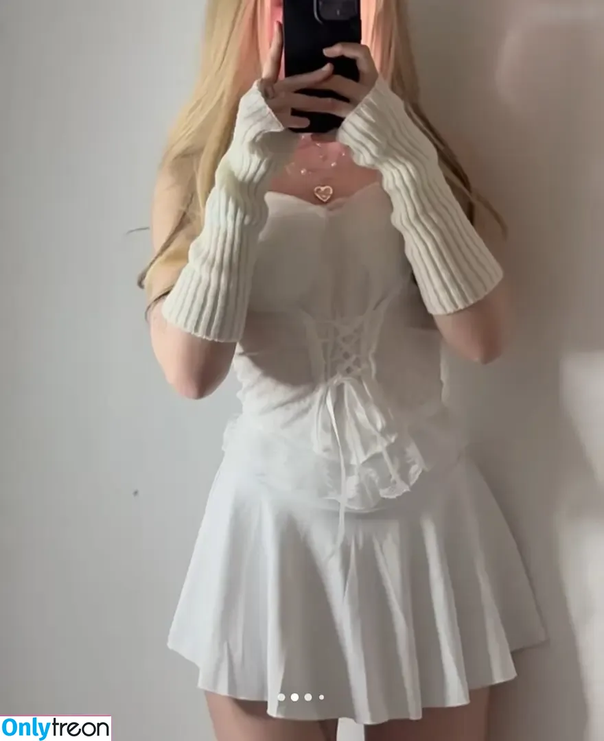Drowsylio nude photo #0079 (Drowsylio)
