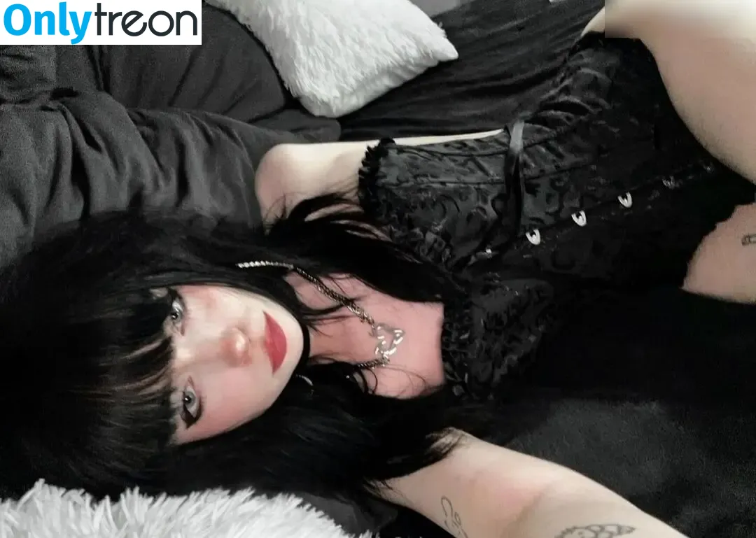 Drowsylio nude photo #0105 (Drowsylio)