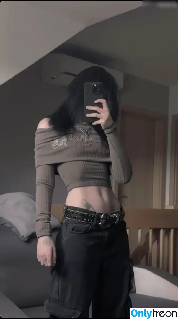 Drowsylio nude photo #0106 (Drowsylio)