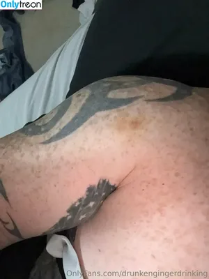  nude photo #0005