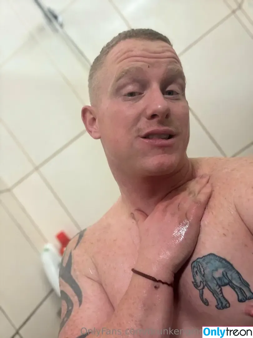 drunkengingerdrinking nude photo #0011 (drunkengingerdrinking)