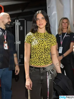 Dua Lipa / dua.lipa / dualipa nude photo #8889
