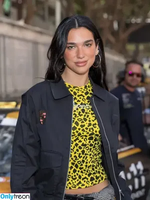 Dua Lipa / dua.lipa / dualipa nude photo #8898