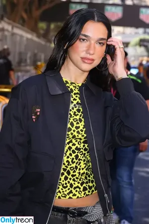 Dua Lipa / dua.lipa / dualipa nude photo #8901