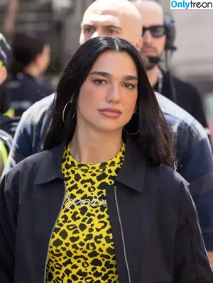 Dua Lipa / dua.lipa / dualipa nude photo #8905