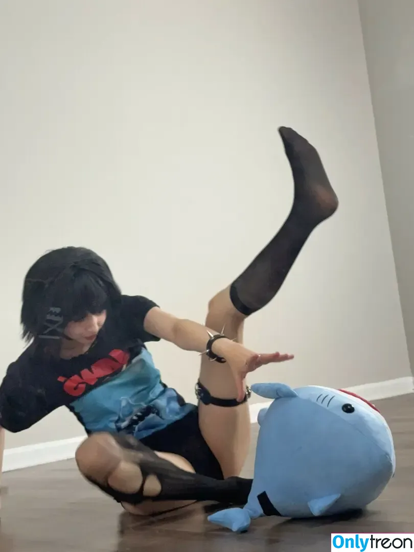 Duckie.Cos nude photo #0507 (Lexi / darlingducky / duckie_cos)
